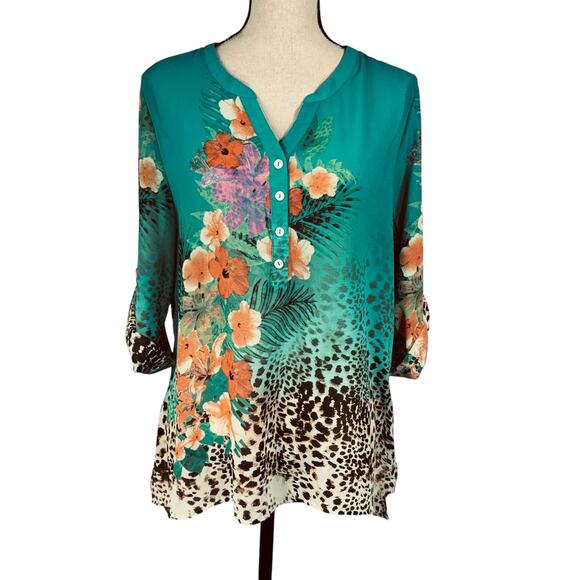 Soft Surroundings Petite Large Top Floral 3/4 Roll-Tab Sleeves V-Neck Semi-Sheer - Picture 6 of 9